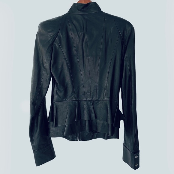 Designer Black Ruffle Fit Jacket, size XS - Picture 5 of 10